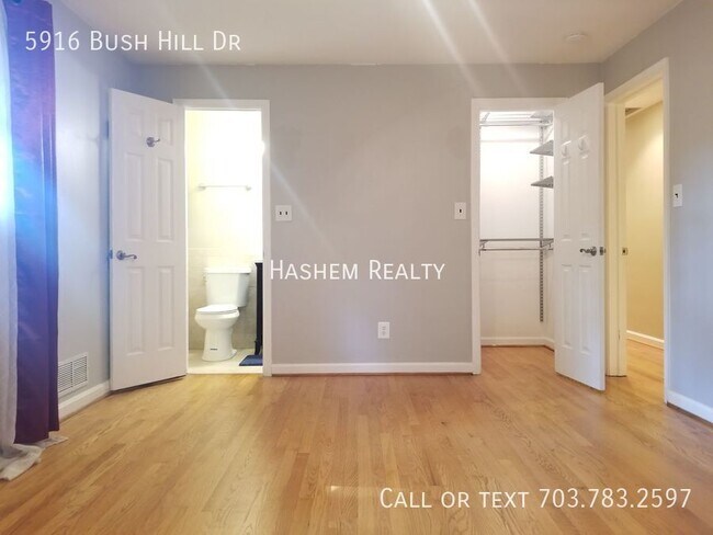 Building Photo - 5916 Bush Hill Dr