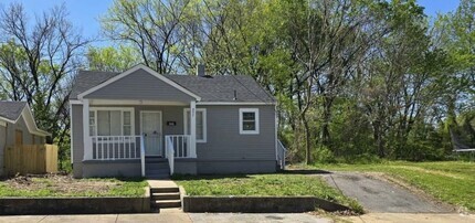Building Photo - 257 W Frank Ave