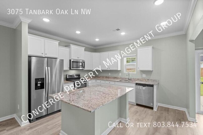 Building Photo - 3075 Tanbark Oak Ln NW