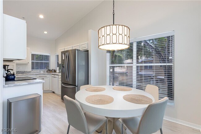 Building Photo - 24814 Lakemont Cove Ln