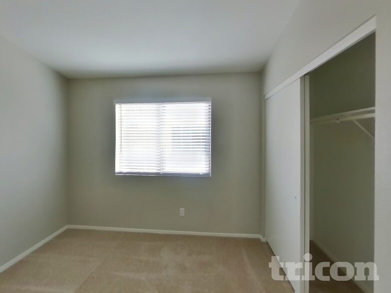 Building Photo - 11302 W Orchid Ln