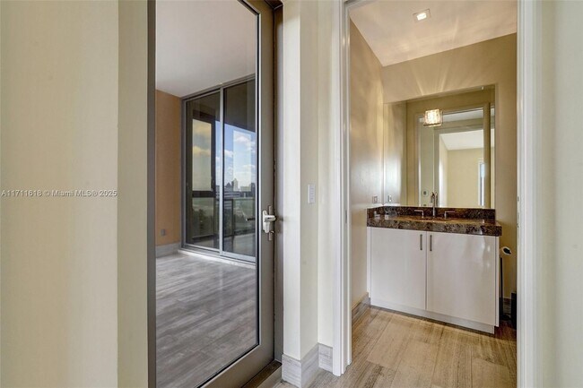 Building Photo - 17749 Collins Ave