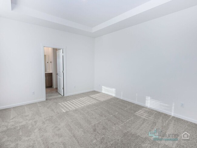 Building Photo - 3691 SW 209th Ave