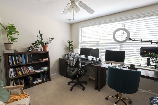 Building Photo - 919 Napiers Post Dr