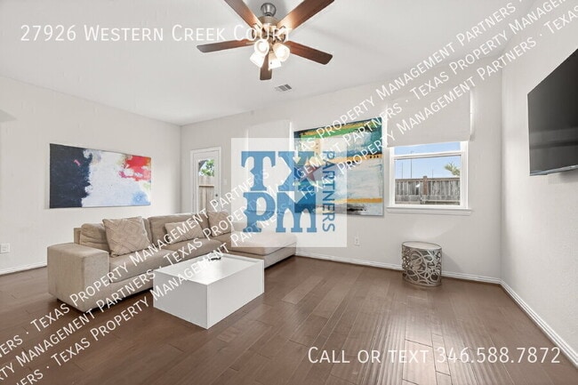 Building Photo - 27926 Western Crk Ct