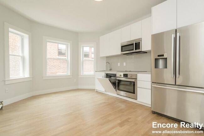 Building Photo - 184 Chiswick Rd