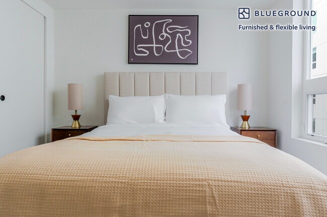 Building Photo - 1502 Fawcett Ave