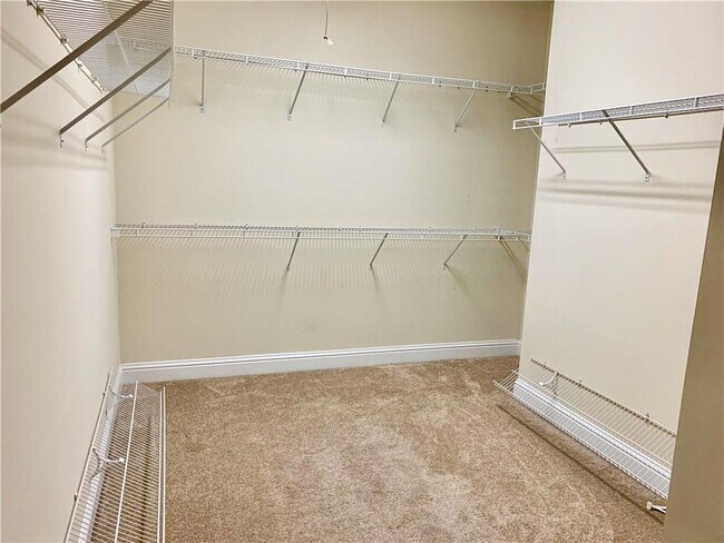 Building Photo - 1303 Creekside Pl SE