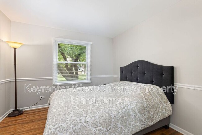 Building Photo - 2930 Northampton Dr