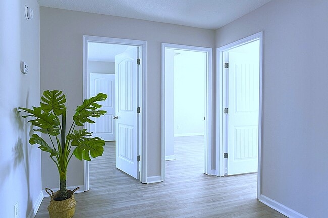 Building Photo - 1430 Evergreen Trl