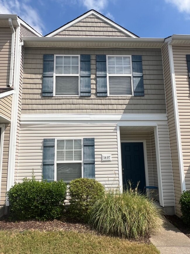 Building Photo - 1407 Pleasant Ridge Rd