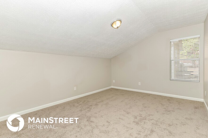 Building Photo - 5541 Panola Pl