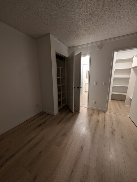 Building Photo - 20234 Cantara St