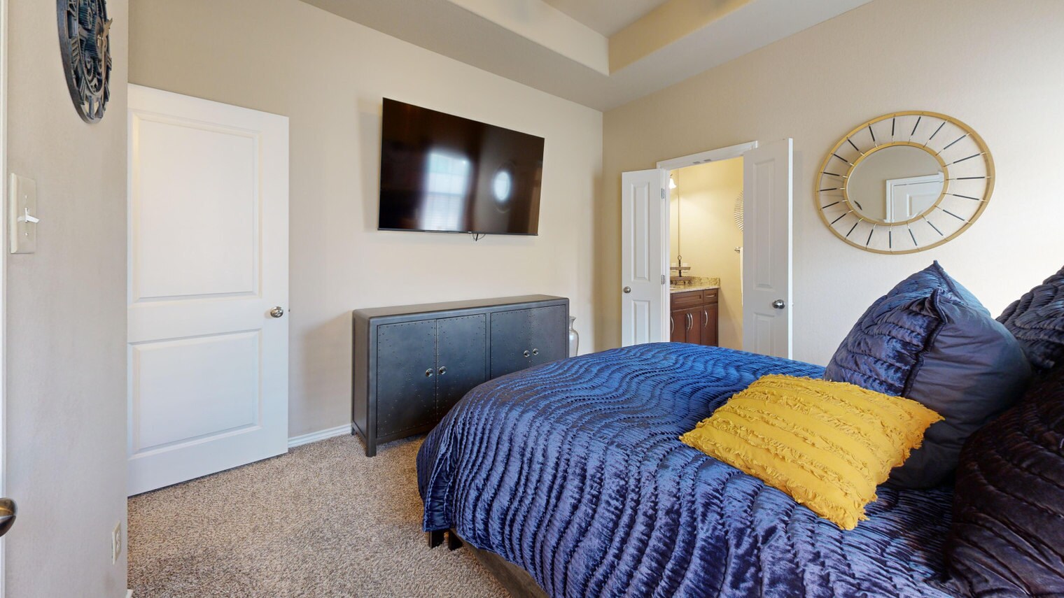 Building Photo - 3819 Black Hawk Ln