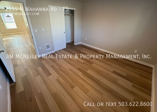 Building Photo - 2155 N Wahanna Rd