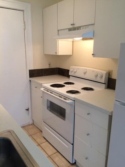 Building Photo - 1625 Commonwealth Ave