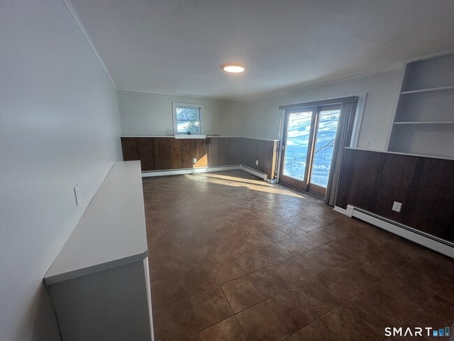 Building Photo - 161 Brion Dr