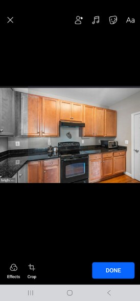 Building Photo - 6161 Willow Pl