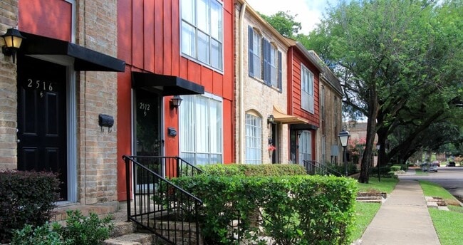 Building Photo - Briarwood Apartments