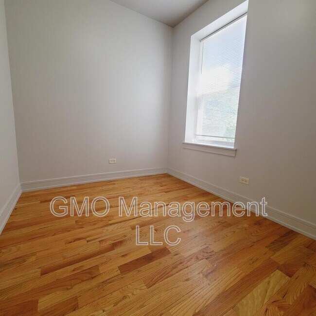 Building Photo - 4048 W Lexington St