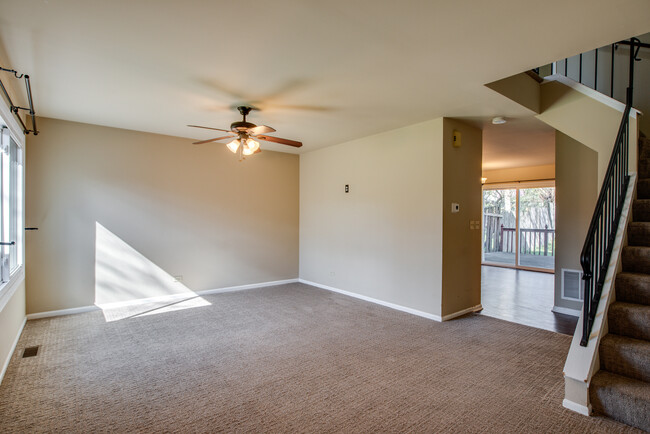 Building Photo - 1160 Brockton Ct
