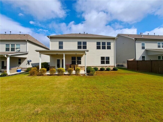 Building Photo - 3329 Long Creek Dr