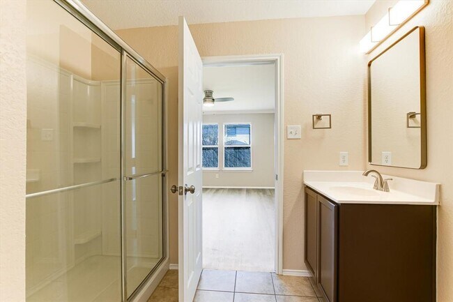 Building Photo - 101 King Elder Ln