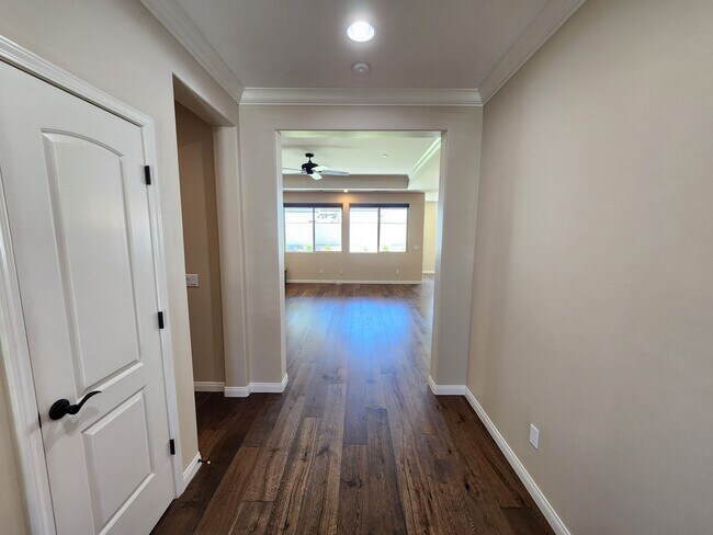 Building Photo - 2611 Barrowby St