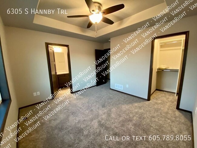 Building Photo - 6305 S Hannby Trl