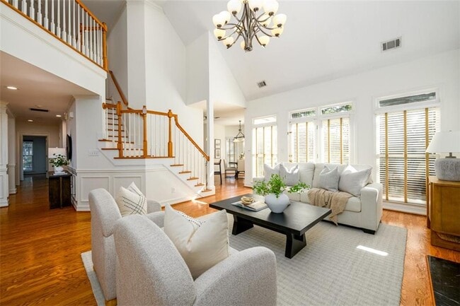 Building Photo - 1560 Oak Park Cove