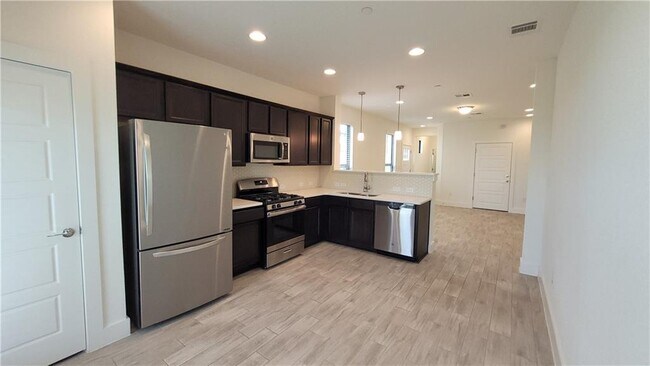 Building Photo - 12320 Maypole Bend