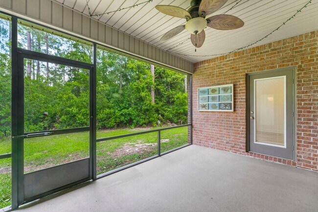 Building Photo - 120 Kinley Ave