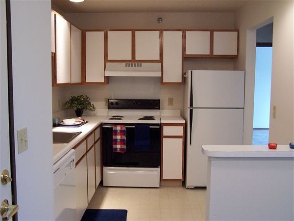 Building Photo - 2700 Marfitt Rd