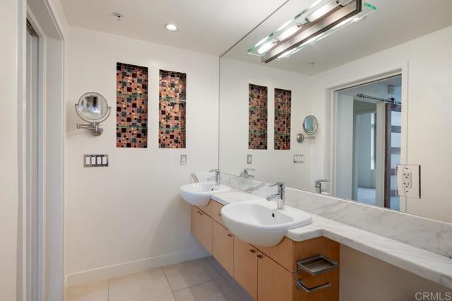 Building Photo - 1441 9th Ave