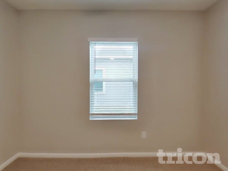 Building Photo - 209 Athena Way