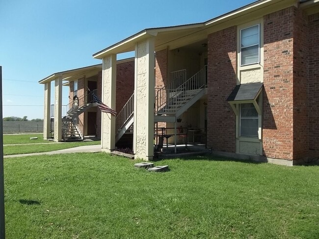 Building Photo - 1107 Whitney Pl Dr