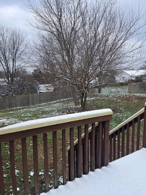 Building Photo - 405 Bertha Way