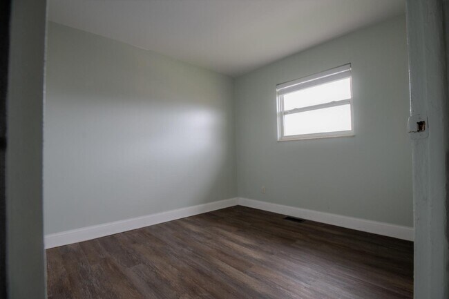 Building Photo - 3106 Clairpoint Ct