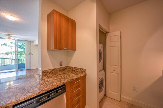 Building Photo - 510 NW 84th Ave