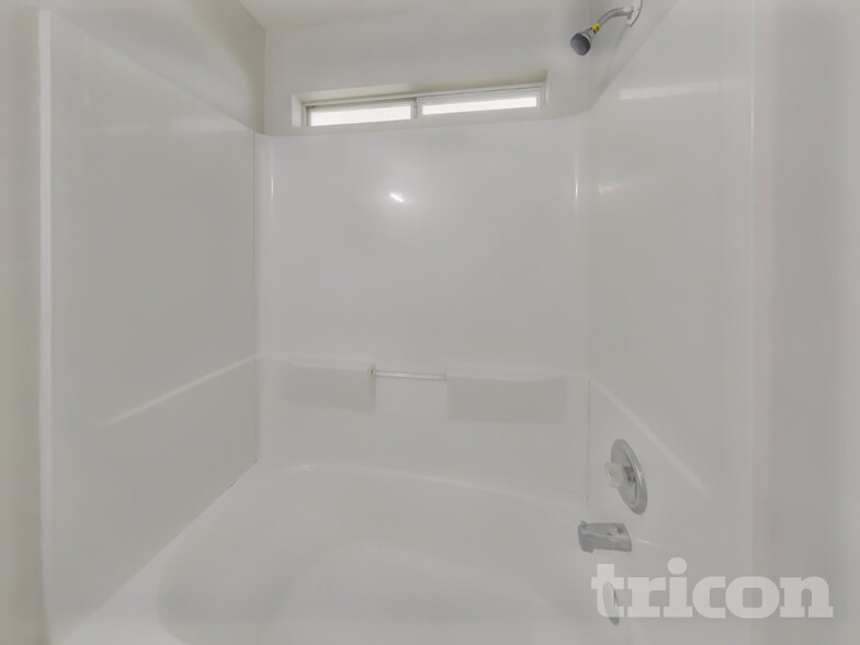 Building Photo - 19042 S Whimsey Dr