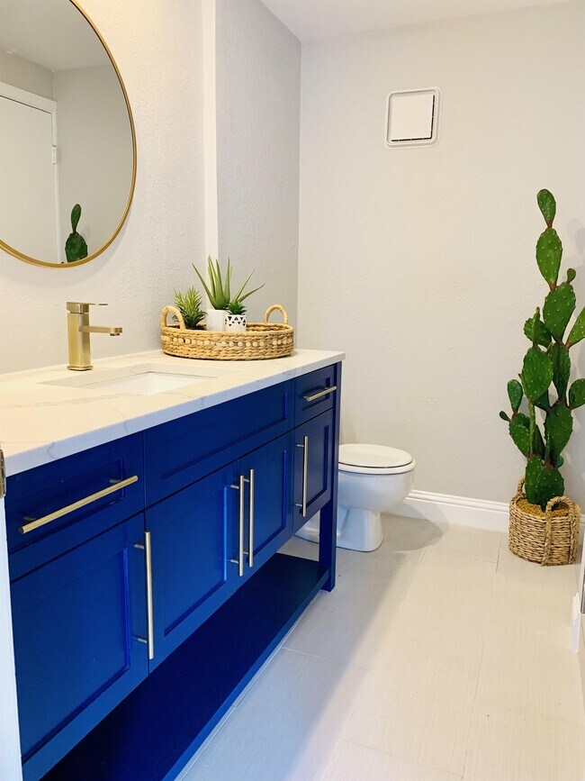 Building Photo - 7340 Skillman St