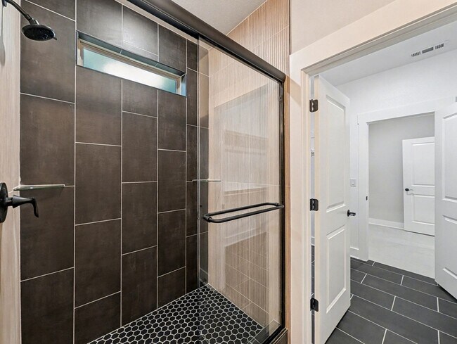 Building Photo - Fabulous New Construction Rental in Bella Vista Featuring a Rare 3-Car Garage