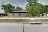 Building Photo - 2413 Woodgate St