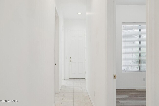 Building Photo - 7491 E Quien Sabe Way