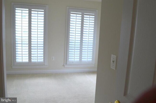 Building Photo - 13626 Venturi Ln