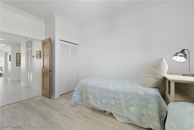 Building Photo - 7040 Pelican Bay Blvd