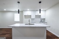 Building Photo - 452 Paines Ave NW