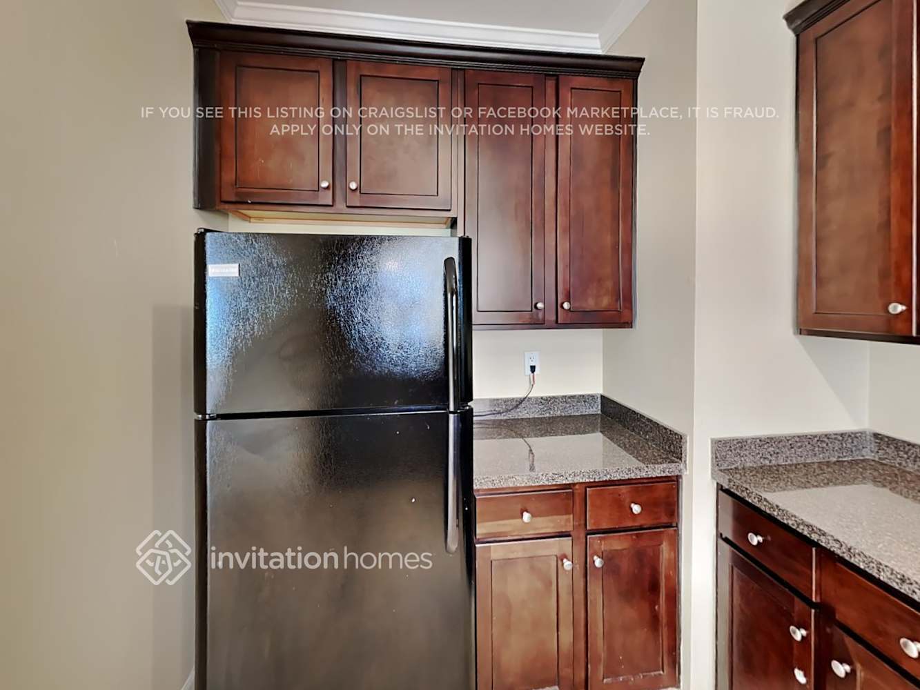 Building Photo - 8141 Brookbend Dr