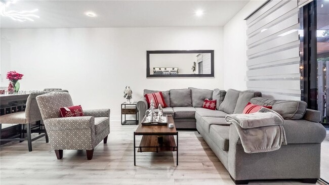 Building Photo - 23424 SW 110th Ave