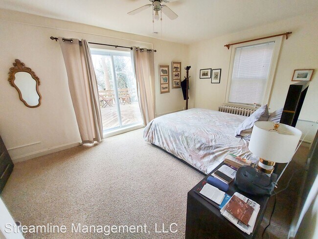 Building Photo - 2 br, 1 bath House - 6366 Ridge Dr